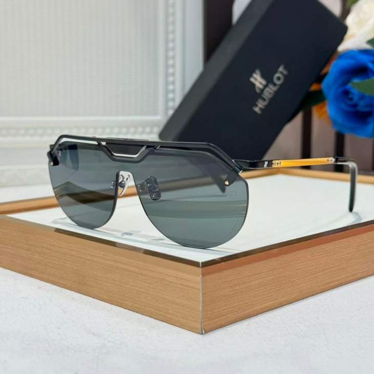 Picture of Hublot Sunglasses _SKUfw71164278fw